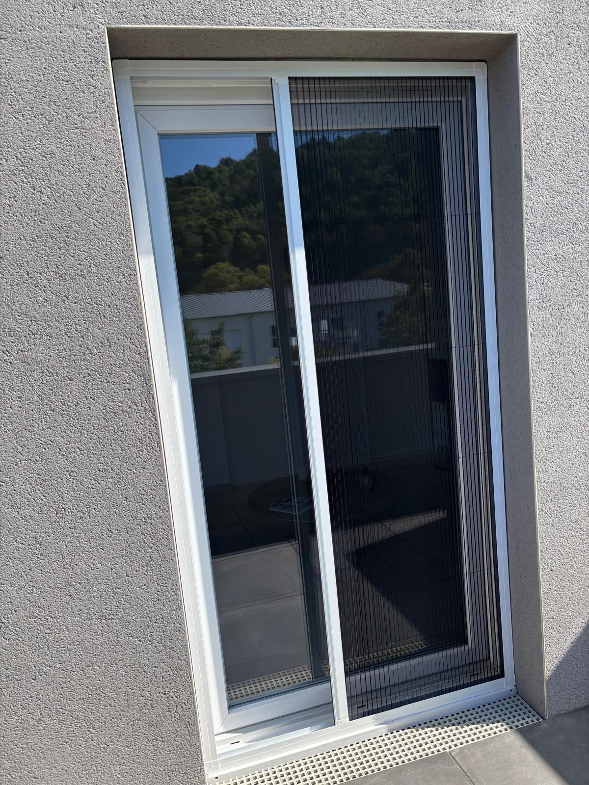 Réalisation Moustiquaire & Confort 26